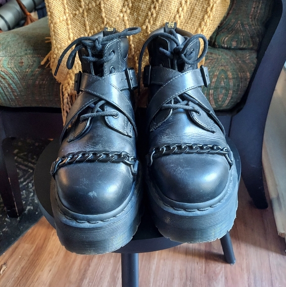 Dr. Martens Rare Vintage Beaumann Boots - Picture 3 of 7